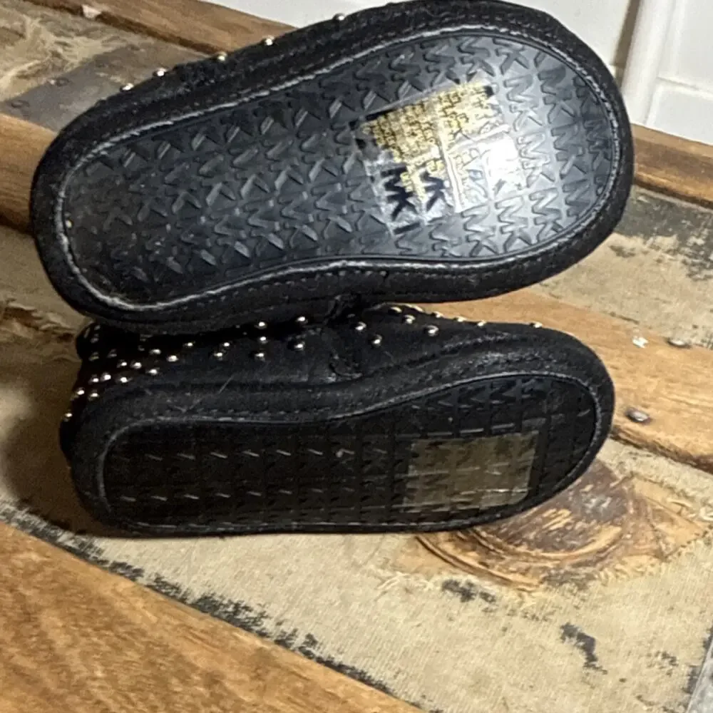 Michael Kors Baby Grace Tiff Black Studded Faux Fur Lined Zip Bootie US 4